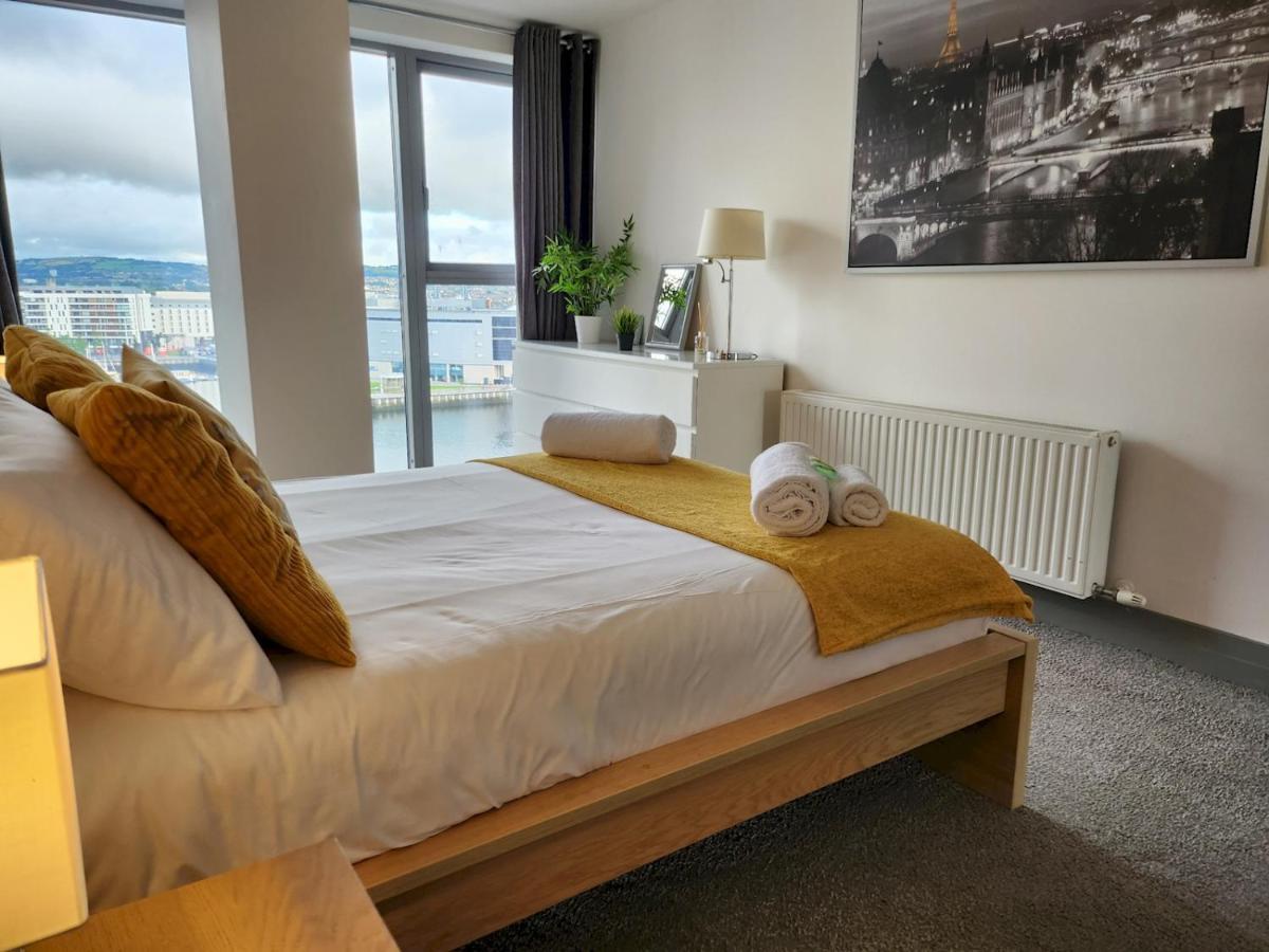 Pass The Keys Stunning Penthouse With Balcony Sunset Views Apartamento Belfast Exterior foto